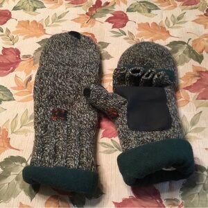 Dark Green and brown raglan mittens